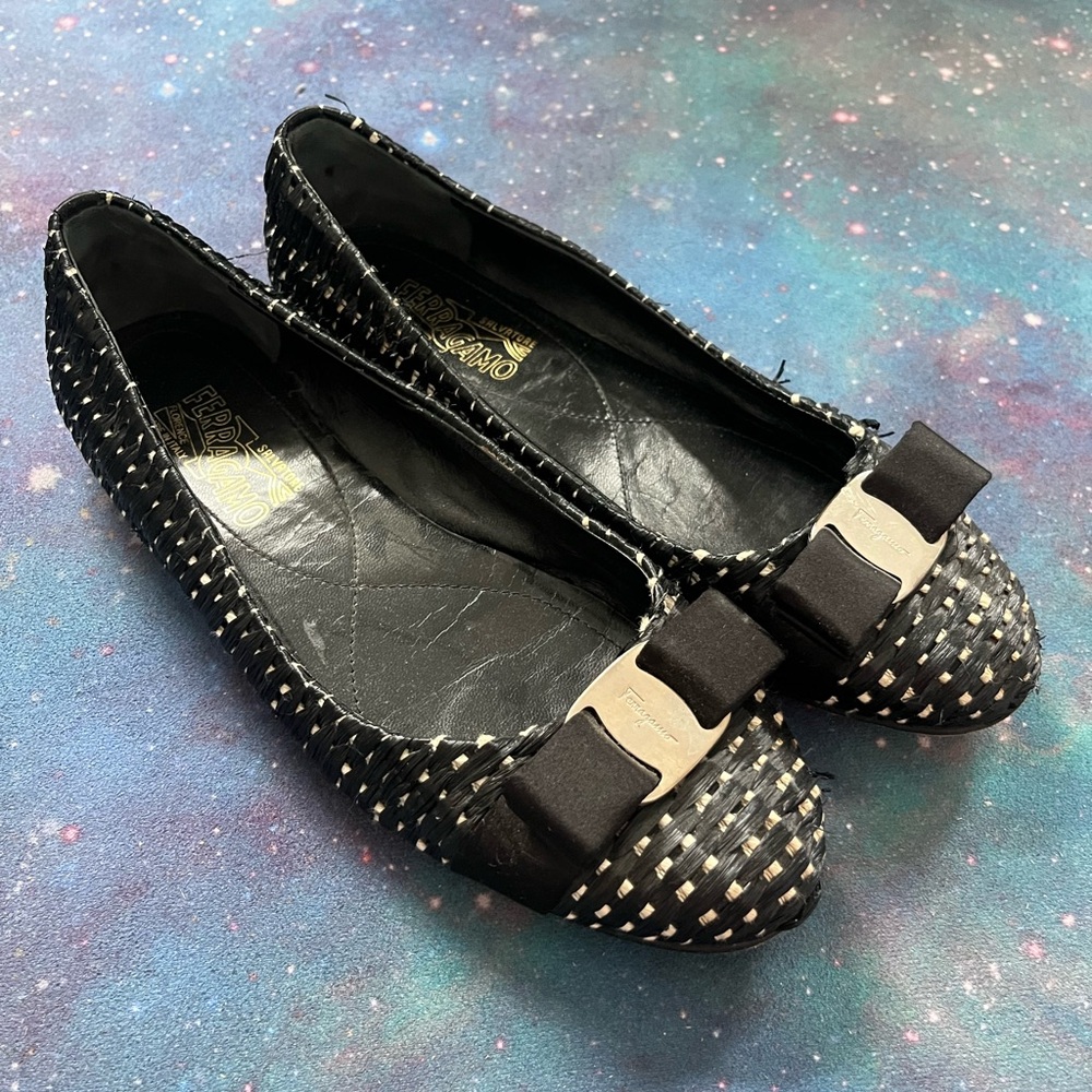 Salvatore Ferragamo Varina Limited Edition Black & White Basket Weave Flats •8.5